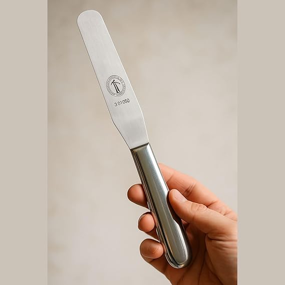 Professional Offset Spatula - Stainless Steel Icing Spreader with Ergonomic Handle for Cake Decorating, Frosting, and Baking
