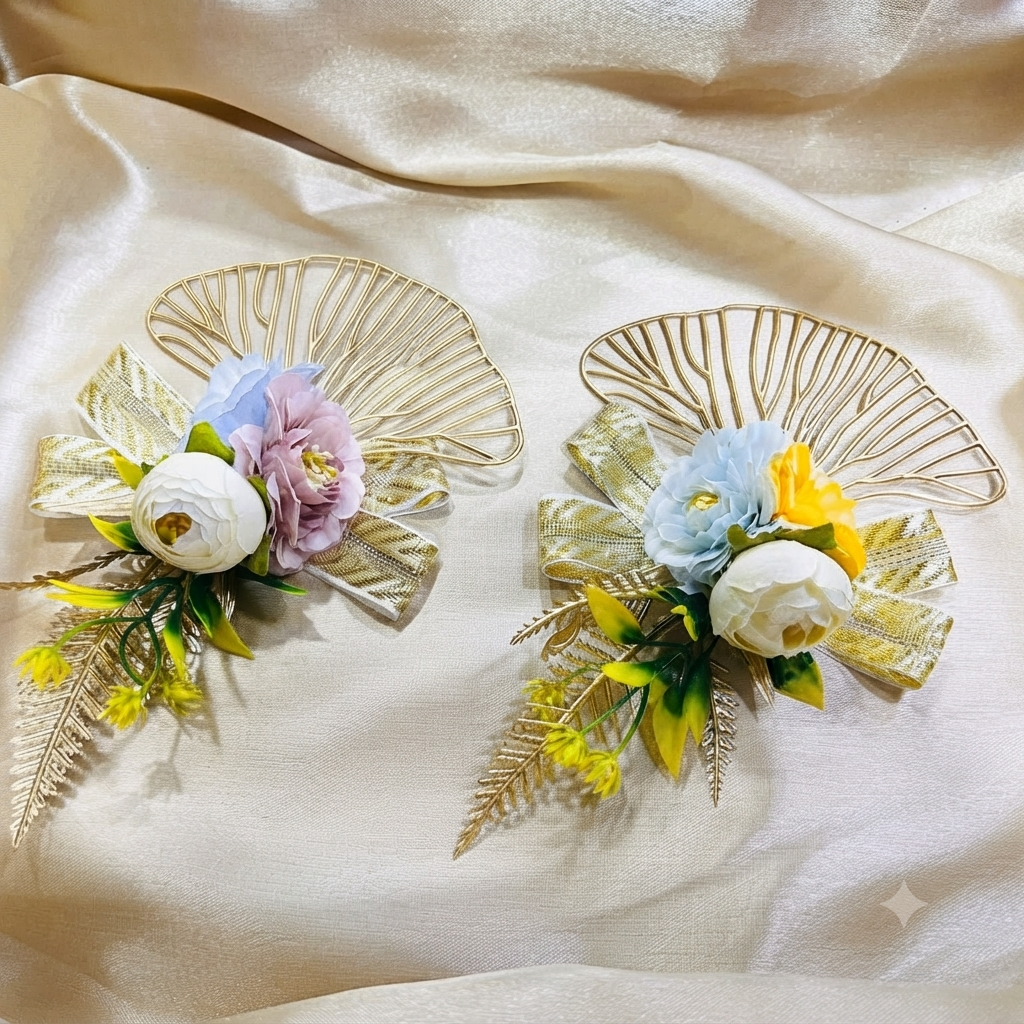 Luxury Gold Fan Floral Rakhi Hamper Decor